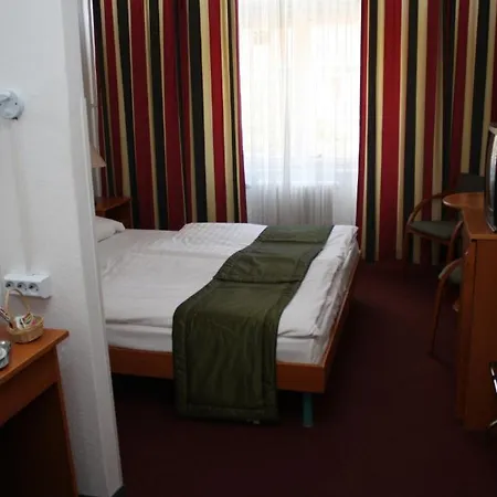 Hotel Griff 3*